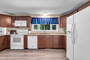 114 Fenway Dr, Springfield, MA 01119 - Photo 13