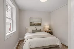 11 Hovey St, Woburn, MA 01801 - Photo 15