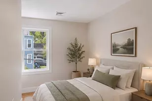 11 Hovey St, Woburn, MA 01801 - Photo 13