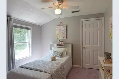 476 Pelham Rd, Dracut, MA 01826 - Photo 17