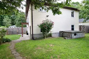 124 Mazarin, Springfield, MA 01151 - Photo 41