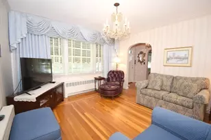 23 Acushnet Ave, Worcester, MA 01606 - Photo 9