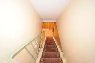 23 Acushnet Ave, Worcester, MA 01606 - Photo 27