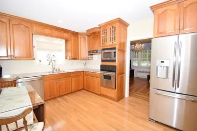 23 Acushnet Avenue, Worcester, MA 01606 - Photo 3