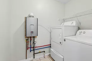 55 4th St, Lowell, MA 01850 - Photo 29