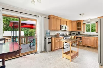 3 Charbonneau Ave, Lakeville, MA 02347 - Photo 7