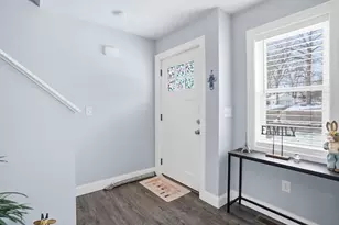 626 Sheridan St, Chicopee, MA 01020 - Photo 3