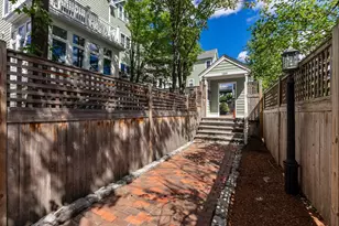 189 Richdale Ave, Cambridge, MA 02140 - Photo 17