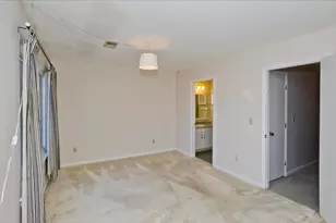 409 Nassau Dr, Springfield, MA 01129 - Photo 35