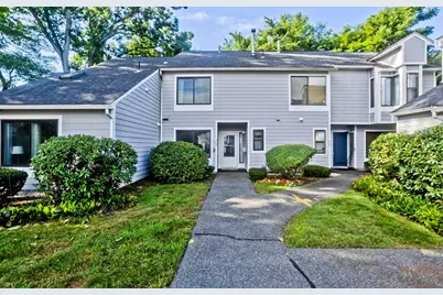 409 Nassau Dr #409, Springfield, MA 01129 - Photo 1