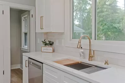 45 Bellevue Ave, Longmeadow, MA 01106 - Photo 7