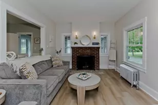 45 Bellevue Ave, Longmeadow, MA 01106 - Photo 21