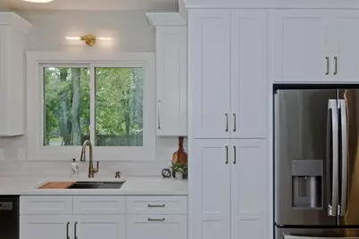 45 Bellevue Ave, Longmeadow, MA 01106 - Photo 15