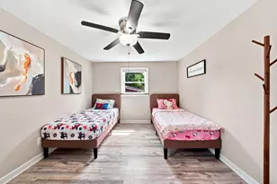 401 Turnpike St, Stoughton, MA 02072 - Photo 17