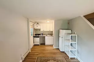 5 Hedgerow Ln, Amherst, MA 01002 - Photo 5