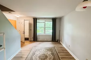 5 Hedgerow Ln, Amherst, MA 01002 - Photo 9