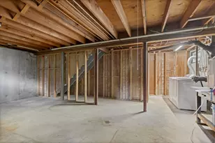 181 Lindsey St, North Attleboro, MA 02760 - Photo 39