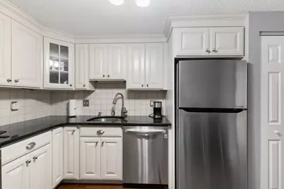 8 9th #411, Medford, MA 02155 - Photo 3