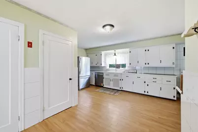 63 Goodwin St, Springfield, MA 01151 - Photo 5