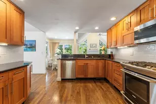 30 Hill and Plain Rd, Falmouth, MA 02536 - Photo 7