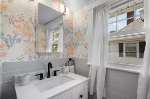 12 Gilbert St, Waltham, MA 02453 - Photo 23