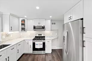 54 Mountain Ave, Norwood, MA 02062 - Photo 13