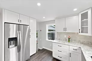 54 Mountain Ave, Norwood, MA 02062 - Photo 15
