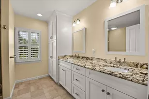 2 Sunflower Dr, Raynham, MA 02767 - Photo 23