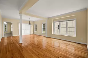2 Sunflower Dr, Raynham, MA 02767 - Photo 7