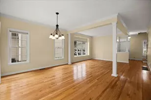 2 Sunflower Dr, Raynham, MA 02767 - Photo 9