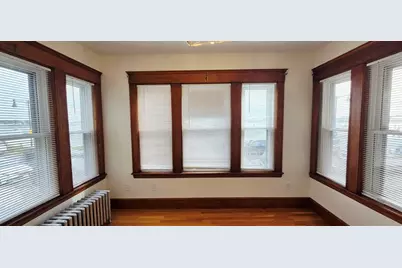 102-104 Bayswater St #104, Boston, MA 02128 - Photo 9