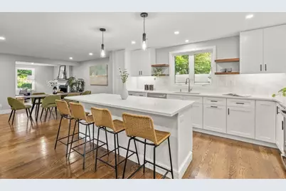 323 Ridge St, Arlington, MA 02474 - Photo 11