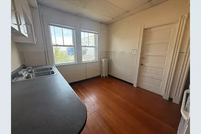 37 Dolphin Ave #2, Winthrop, MA 02152 - Photo 3
