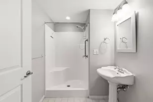 250 Main St, Hudson, MA 01749 - Photo 29