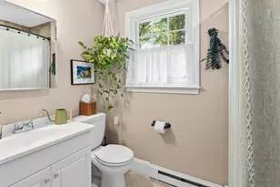 69 Walnut St, Upton, MA 01568 - Photo 31