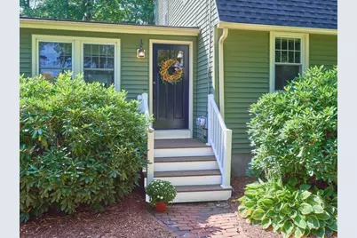 69 Walnut St, Upton, MA 01568 - Photo 3