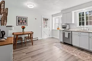 69 Walnut St, Upton, MA 01568 - Photo 13