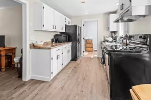 69 Walnut St, Upton, MA 01568 - Photo 23