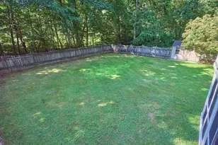 69 Walnut St, Upton, MA 01568 - Photo 35