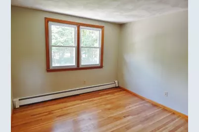 41 N Winnifred Rd, Brockton, MA 02301 - Photo 9