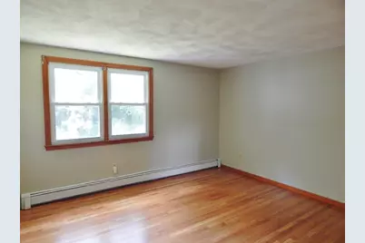 41 N Winnifred Rd, Brockton, MA 02301 - Photo 13