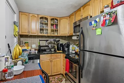 21 Staples Ave #23, Everett, MA 02149 - Photo 9