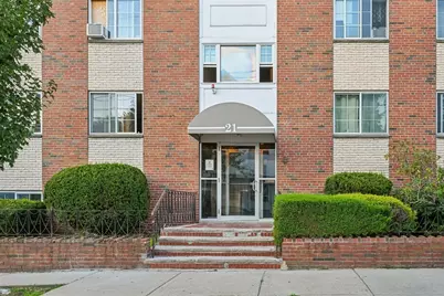 21 Staples Ave #23, Everett, MA 02149 - Photo 3