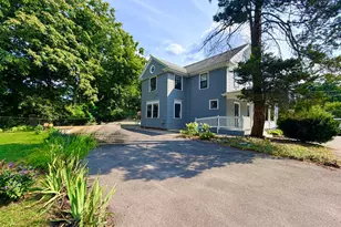 21 Maple St, Arlington, MA 02476 - Photo 1