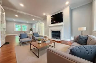 21 Maple St, Arlington, MA 02476 - Photo 11
