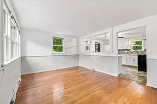 8 Cross St, Halifax, MA 02338 - Photo 9