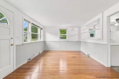8 Cross St, Halifax, MA 02338 - Photo 13