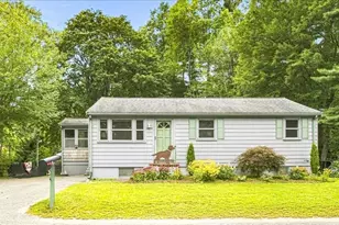 8 Cross St, Halifax, MA 02338 - Photo 1