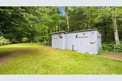 8 Cross St, Halifax, MA 02338 - Photo 29