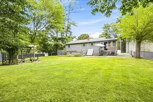 8 Cross St, Halifax, MA 02338 - Photo 29